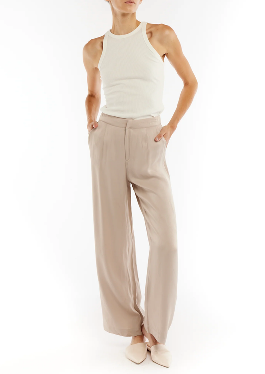 Gia Pant